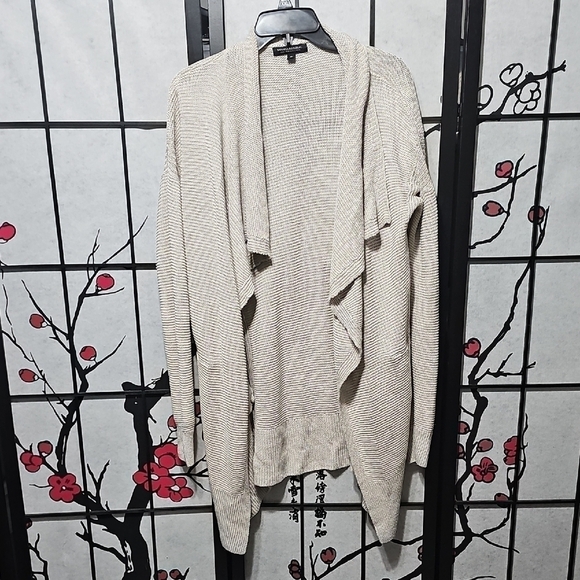 Banana Republic Cardigan Italian Linen Sweater‎ Size Medium - Picture 1 of 6